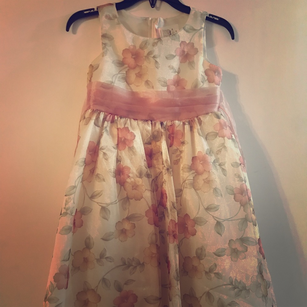 Girls floral dress